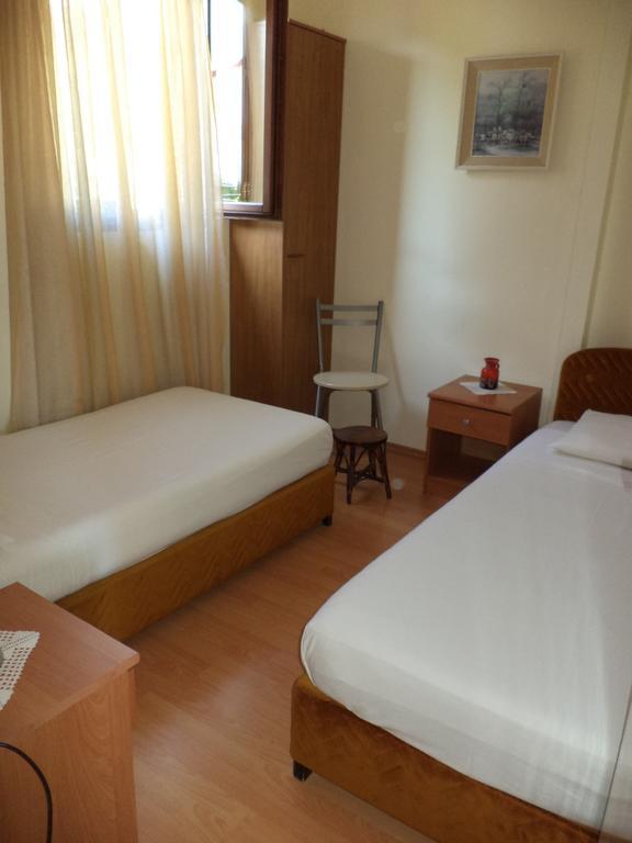 Apartment Blanka Petrcane Bagian luar foto